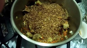 Каша на максимум: гречка, музыка, мясо и кухонный экшн!» 🔥📸