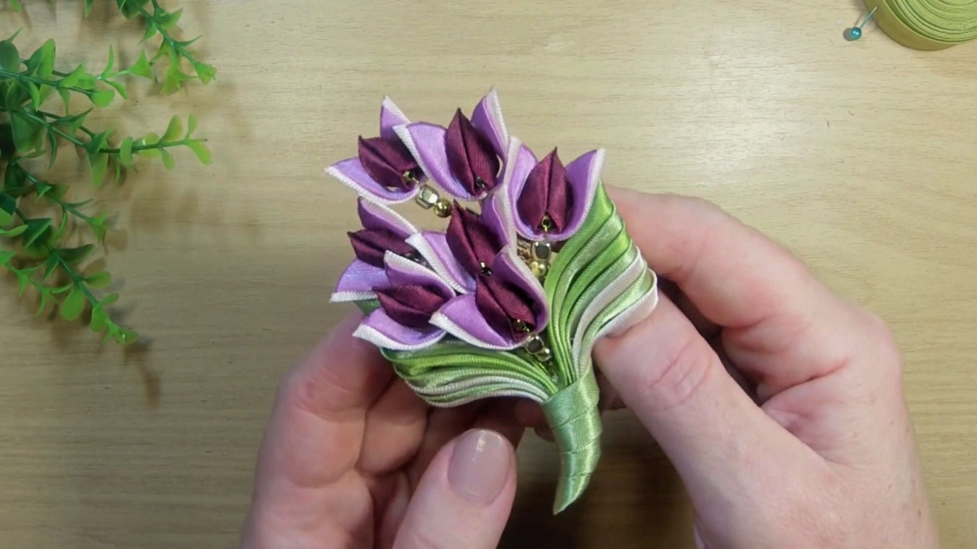 3 Идеи броши из косой бейки своими руками. смотреть онлайн