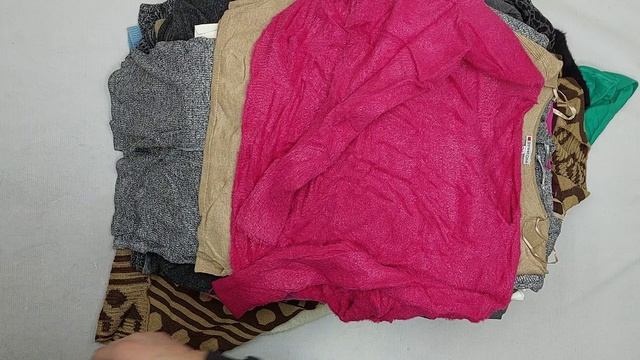 Свитера женские теплые  секонд оптом 1 пак