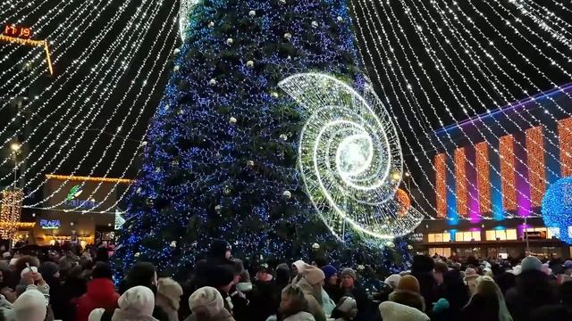 ЛУЧШИЙ НОВЫЙ ГОД смотреть онлайн