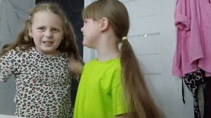 мы с моей подругой Лерой...