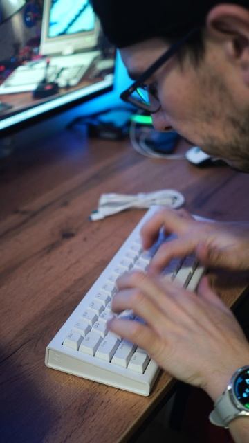 Клавиатура IO by Red Square Type 68 SE смотреть онлайн