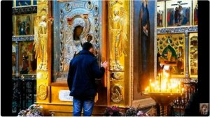 Даже если просто головой Прикоснуться к иконе, почувствуешь облегчение.   Преподобные старцы