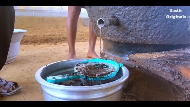 Как работает древний индийский способ добычи масла смотреть онлайн