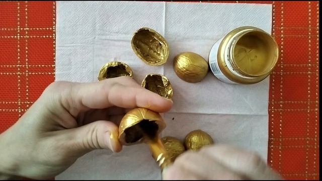 ЁЛОЧНАЯ ИГРУШКА СВОИМИ РУКАМИ  ЗОЛОТОЙ ОРЕШЕК