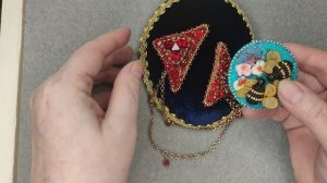 Шатлен : что это? И брошки - крошки.