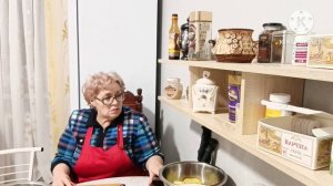 ТАКИЕ мы, ЖЕНЩИНЫ,  в ГИПСЕ! но, НА кухне!🤣