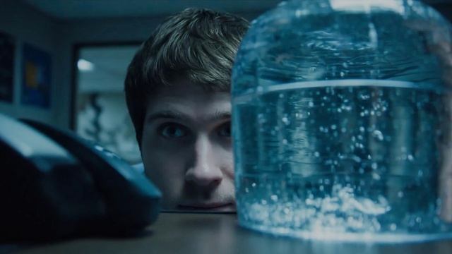 Офисные будни... смотреть онлайн