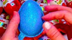 Увлекательное видео | Распаковка голубой конфеты Kinder Joy и 500 конфет Kinder Surprise