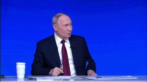 «Нужно, чтобы это стало модным!»: Путин о детях, семье и будущем России