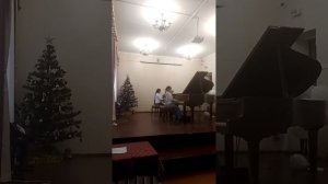 Л. Боккерини «Менуэт». Исполняют Елагина Ева, Низомова Камилла