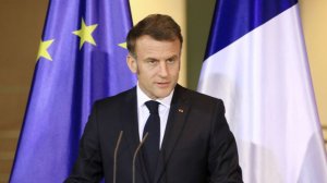 Профессор Дизен: Макрон меняет позицию в отношении диалога с Россией