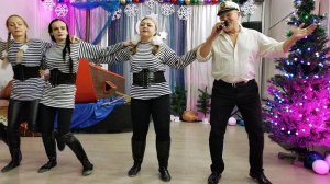 20251227 песня Пароход Ах что такое движется там по реке Белым дымом играет Юрий Строев город Орёл г