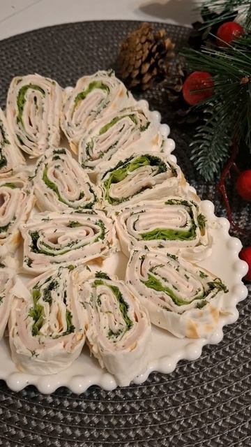 Две закуски из лаваша на праздничный стол смотреть онлайн