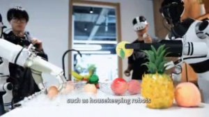 В Пекине открыли пятую школу для роботов. Их будут обучать задачам на производстве и на дому.