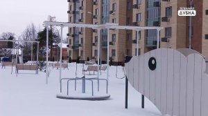 Первые переселенцы из аварийных бараков на улице Тверской в Дубне получили ключи от новых квартир