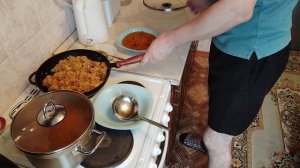 Решили приготовить борщ. Ароматный борщ.