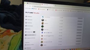 я убил тупых пользователей которые в чёрном списке так как они достали! 😡😡😡😡😡