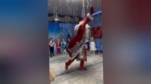 Новогодний утренник в Детском садике.