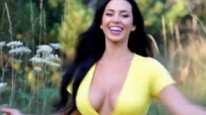 Я нагнулась за травой Озорная частушка