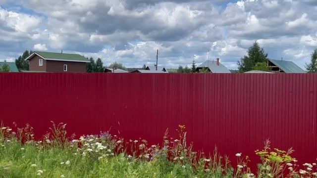 Забор из профнастила С8, покрытие полиэстер. Цвет - кра? смотреть онлайн