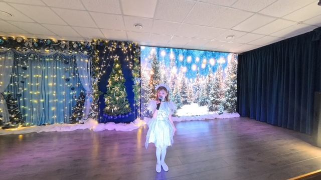 Володина Варя "Скоро Новый год"