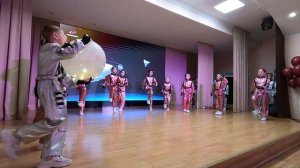 НОВОГОДНЕЕ ПРЕДСТАВЛЕНИЕ