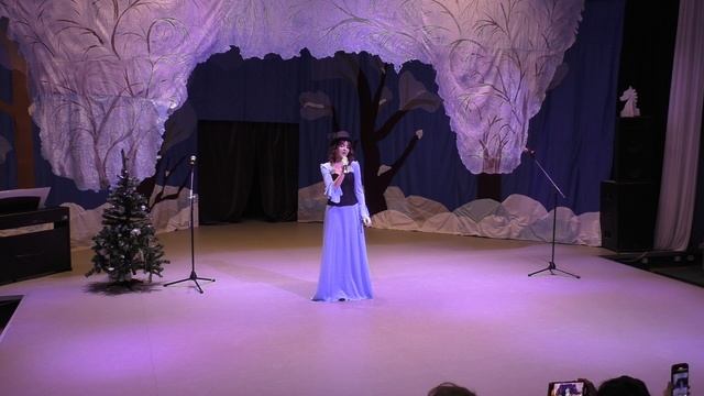 2025-12-27_Эвридика-Новогодний_01_Приходит день