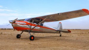 Рекламный самолет рухнул в море в Рио-де-Жанейро, пилот погиб