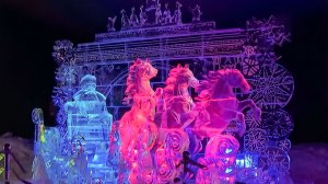 Фестиваль ледовых скульптур открылся в Петропавловской крепости Петербурга