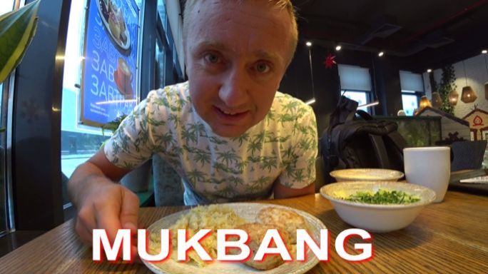 Мукбанг. Приехал в Шушары оценить новый трамвай и дорогу от метро Купчино. смотреть онлайн