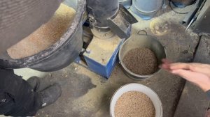 Видео От Еще Одного Довольного Клиента В Работе Рабочая Часть Гранулятора DR 150 inHome