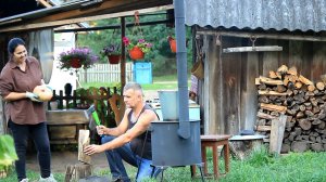 Сельская жизнь в Беларуси. Приготовление жаркого на костре. Неспокойная жизнь в деревне.