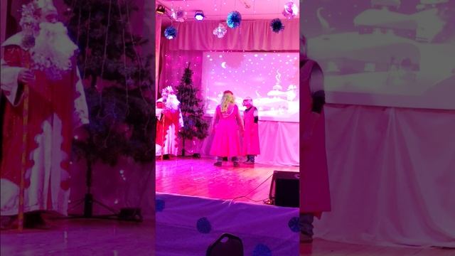 Праздничная Сценка.