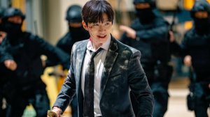 Денежный герой (1 сезон) — Русский трейлер (Субтитры, 2025)