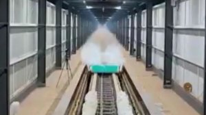 Китайским инженерам удалось за две секунды разогнать до 700 км/ч платформу на магнитной подушке.