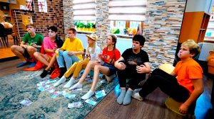 Школьники Стали Малышами! Кто Виноват? Веселые Истории на Каникулах! Мы Семья - Лучшее!