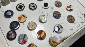 Дмитрий Бродниковский-эмалевые циферблаты часов Ракета собственного производства