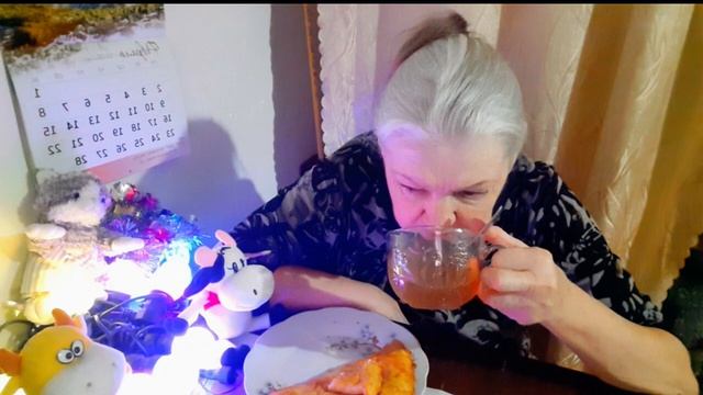 28. 12. 25  #MukbangTatyanaeats #чебуреки