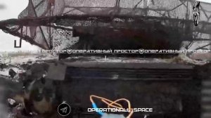 🇷🇺В ходе отражения 6-ой армией контратаки боевиков в районе н.п.Подолы был уничтожен Т-64…🔽🔽🔽