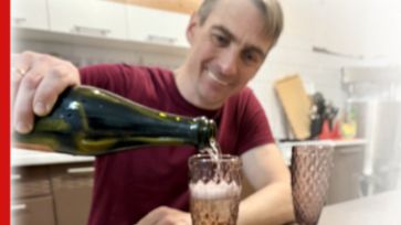 Поберуха потратилась на подарки. Пожалейте меня, желательно финансово. смотреть онлайн