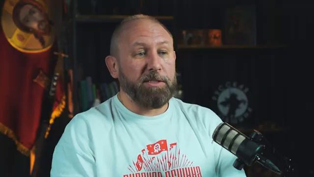 РУССКАЯ ОБЩИНА_ Насильников-мигрантов ловим каждый день! #россия #важное #новости.mp4 смотреть онлайн