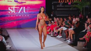 Сексуальные девочки на подиуме. Выпуск № 21