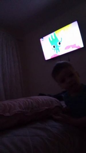 делаю задание за просмотры пишите в чат задание