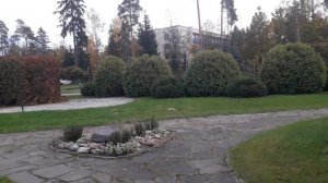 Санкт-Петербург. Пригородный посёлок Репино находится в 30 минутах езды на электричке Ласточка