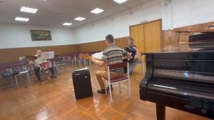 Кто это там за кадром подсвистывает?! 😁👍