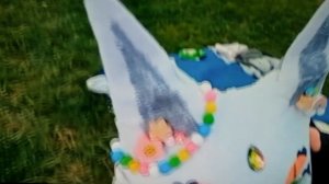 разбираем какую-ту девочку