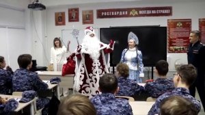 В Самаре «Дед Мороз специального назначения» спешит поздравить подшефных кадет