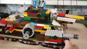 Я построил танк восток 1 из лего!!!