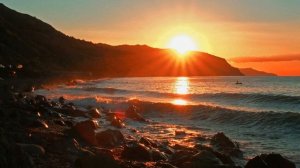 Морские рассветы. Исполняет автор стихов и музыки Николай Саллас